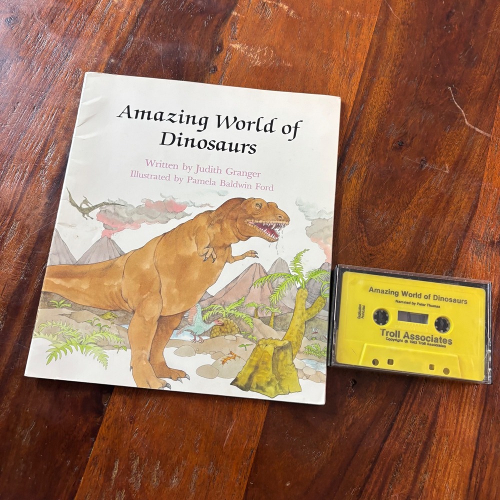 Vintage Amazing World of Dinosaurs Book and Cassette Tape Troll Associates 1982